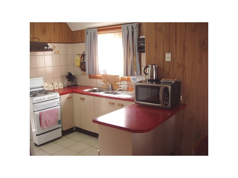 9 Sixth Avenue, Altona North VIC 3025