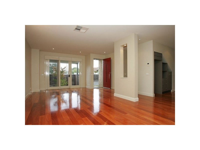 16 COLLEGE STREET, Williamstown VIC 3016