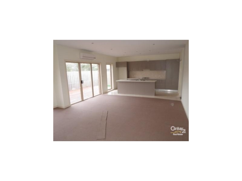 2/1a PARK CRS, Williamstown VIC 3016