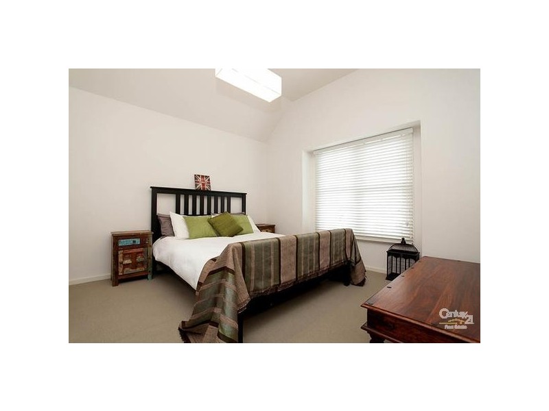 21 GALATEA COURT, Williamstown VIC 3016