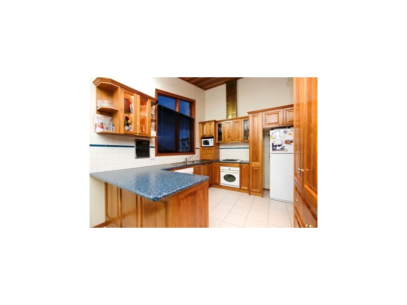 4 Clarks Road, Keilor East VIC 3033