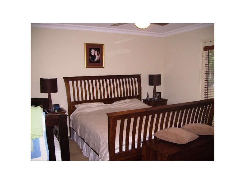 141 JOHNSTON STREET, Newport VIC 3015