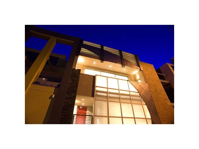 77 Nelson Place, Williamstown VIC 3016