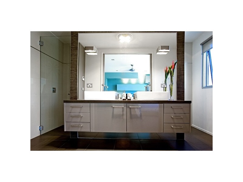 77 Nelson Place, Williamstown VIC 3016