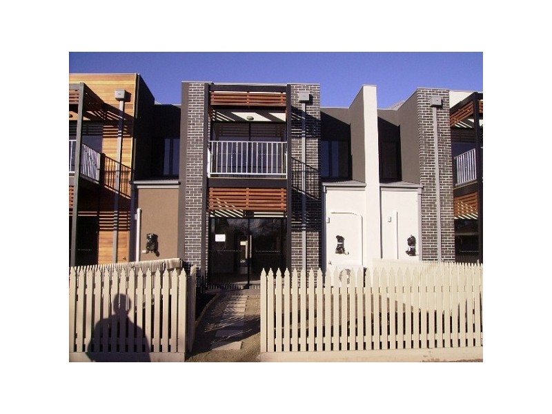 7 KINGHAM STREET, Newport VIC 3015