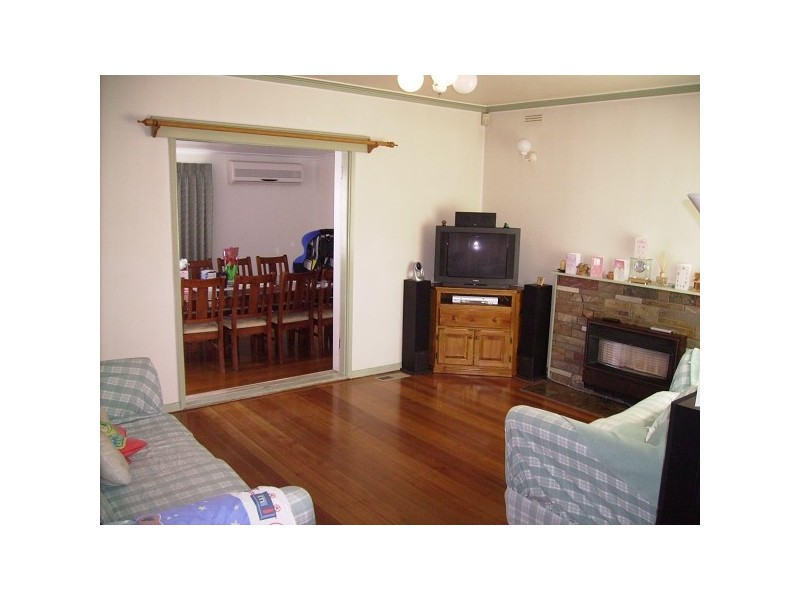23 RONALD AVENUE, Altona North VIC 3025