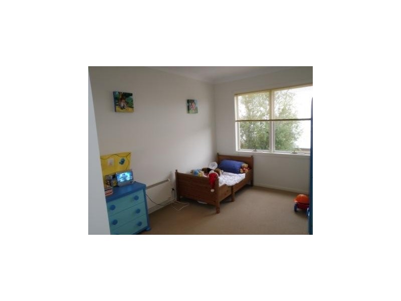 57 JOHN LISTON DRIVE, Newport VIC 3015