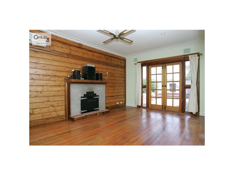 61 Maddox Road, Newport VIC 3015