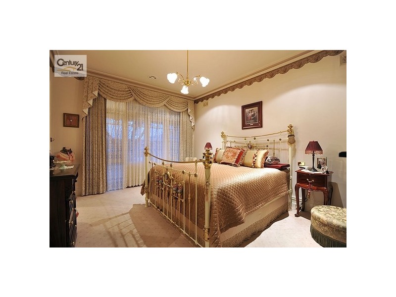 4 Melbourne Road, Williamstown VIC 3016