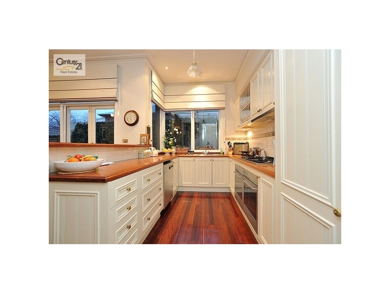 4 Melbourne Road, Williamstown VIC 3016