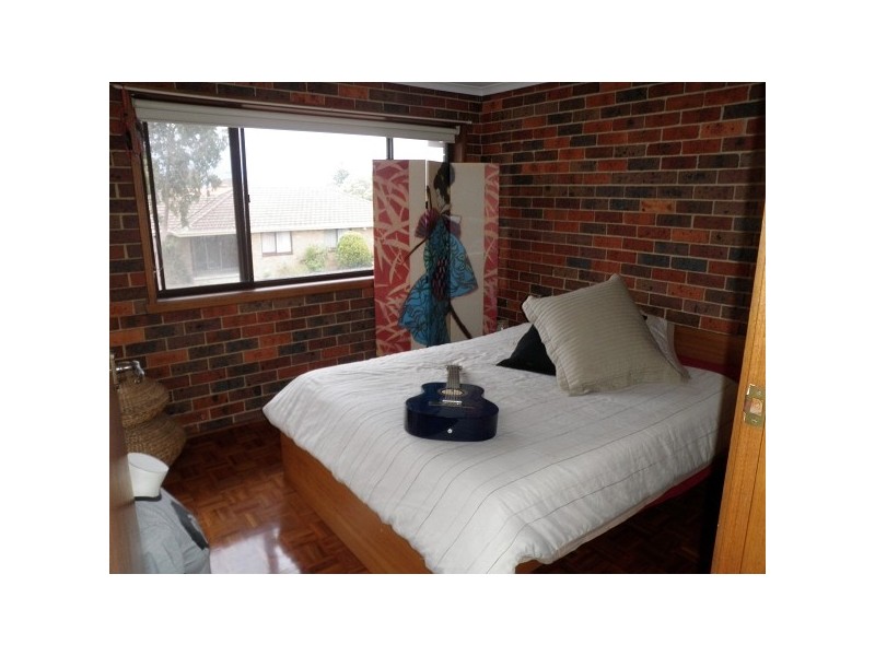 4/35 GRIEVE PARADE, Altona VIC 3018