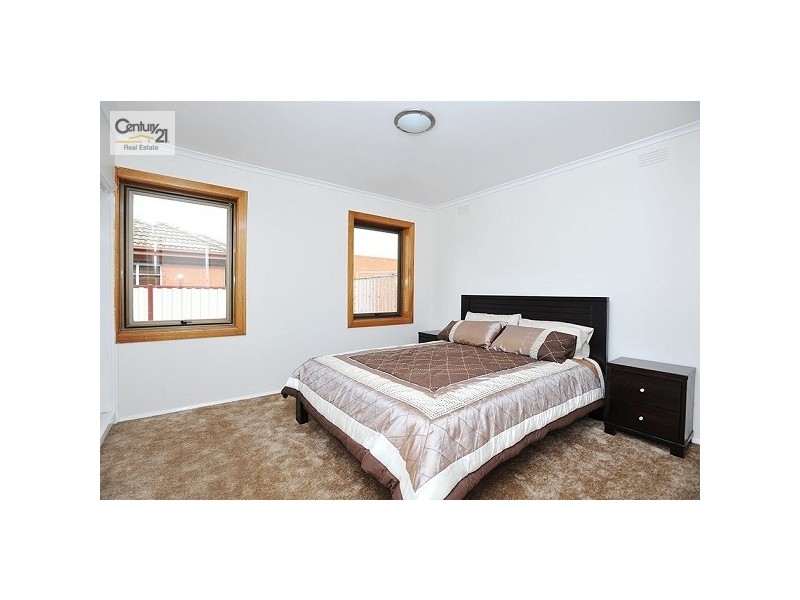 9 Sixth Avenue, Altona North VIC 3025