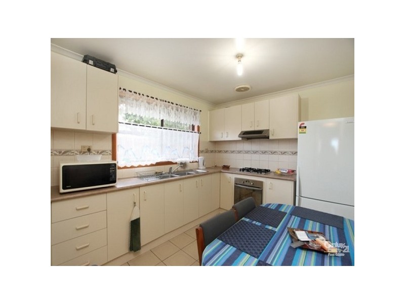 1/27 GRACE STREET, Laverton VIC 3028