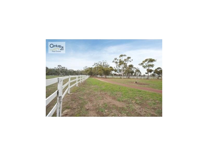 2227/2361 Diggers Rest Coimadai Road, Toolern Vale VIC 3337