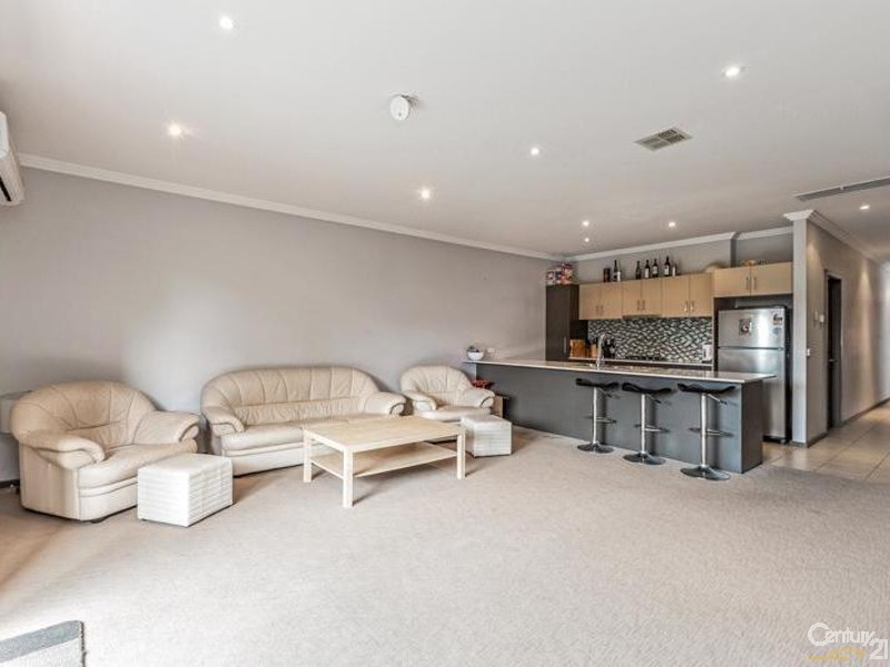 7/119 BLACKSHAWS ROAD, Newport VIC 3015