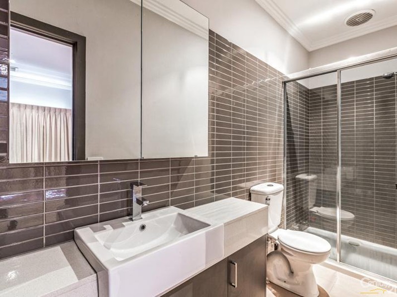 7/119 BLACKSHAWS ROAD, Newport VIC 3015