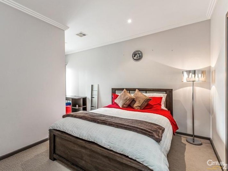 7/119 BLACKSHAWS ROAD, Newport VIC 3015