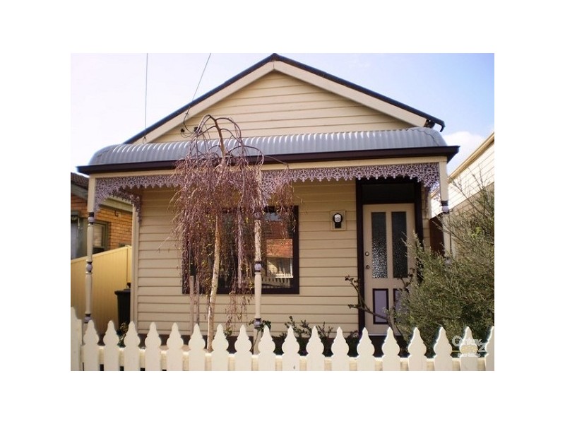 48 Mirls Street, Newport VIC 3015