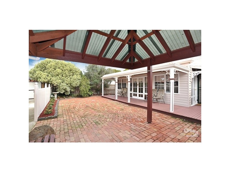 18 Jack Street, Newport VIC 3015