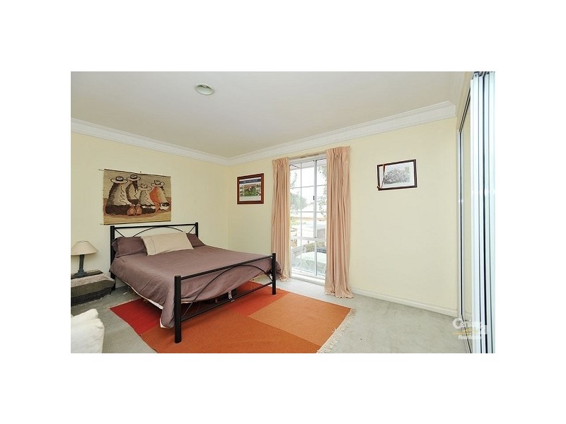 1/31 Marsh Street, Altona North VIC 3025