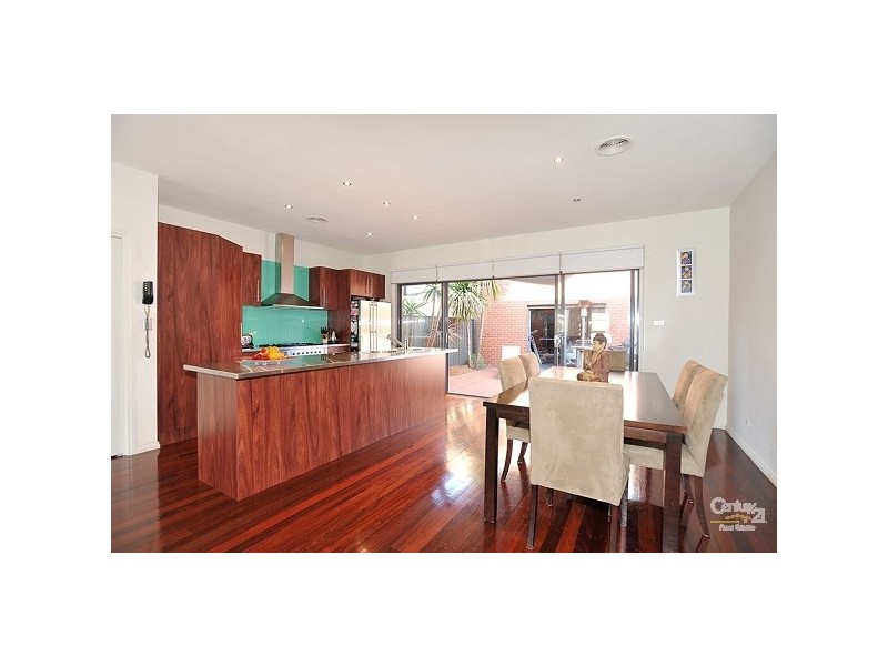 333 Melbourne Road, Newport VIC 3015