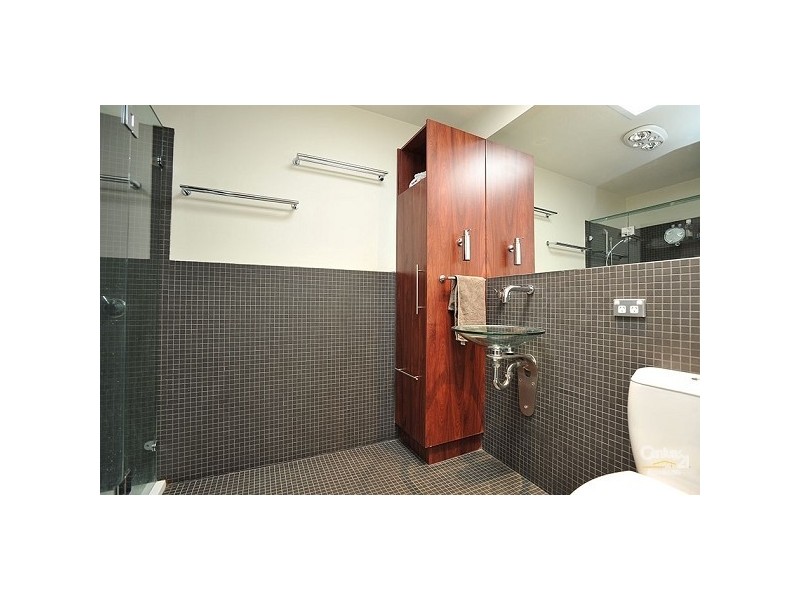 333 Melbourne Road, Newport VIC 3015