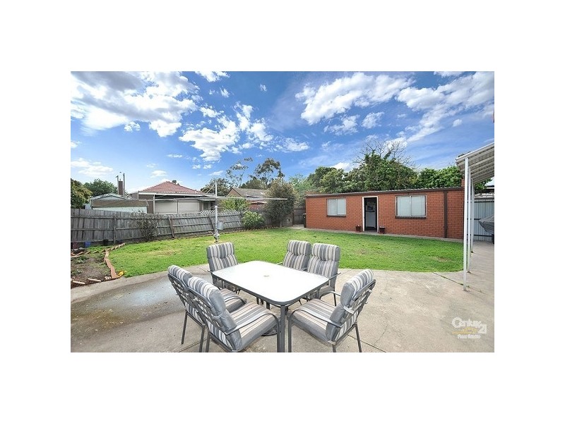 10 Staughton Street, Sunshine VIC 3020