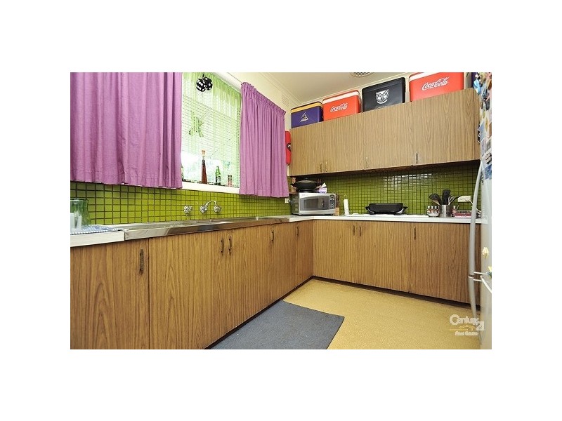 10 Staughton Street, Sunshine VIC 3020