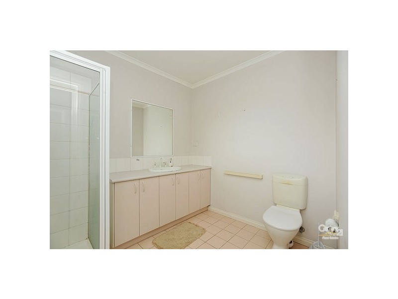 43 The Crescent, Kensington VIC 3031