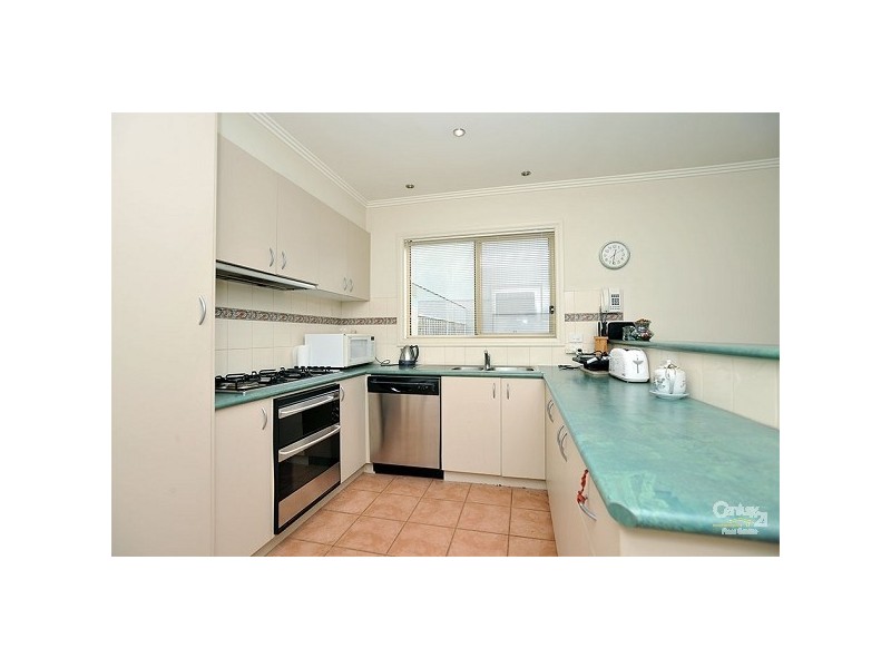 86 Gatehouse Drive, Kensington VIC 3031