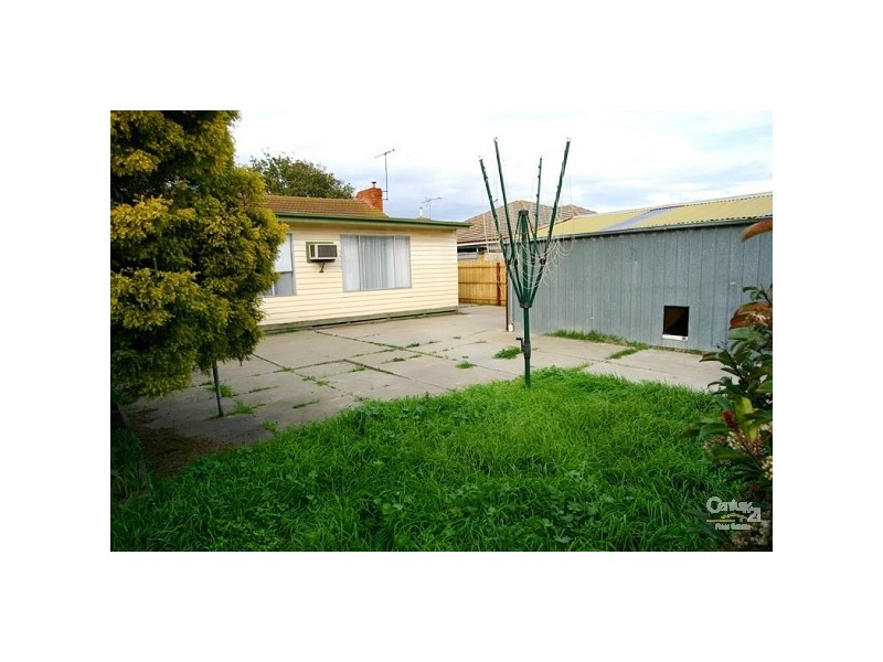 9 Sydney Street, Newport VIC 3015