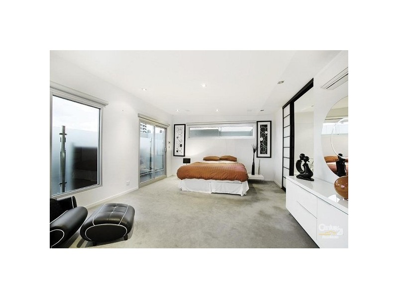 8/47 JOHNSTON STREET, Port Melbourne VIC 3207