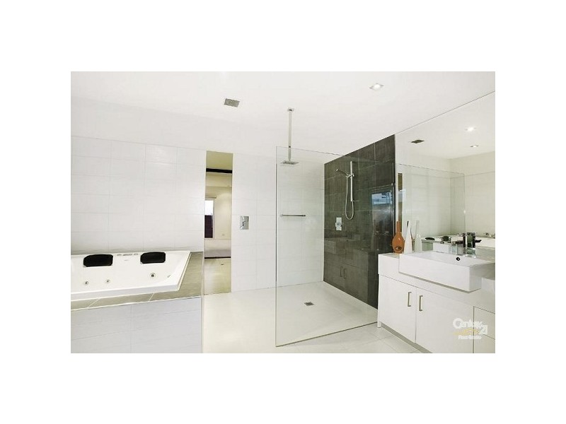 8/47 JOHNSTON STREET, Port Melbourne VIC 3207