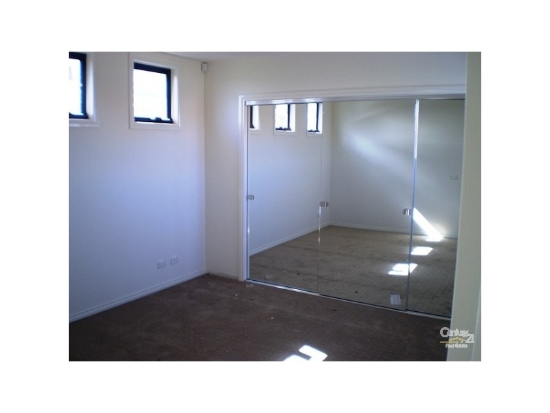 325 Blackshaws Road, Altona North VIC 3025