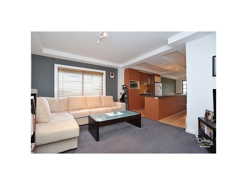 48 Mirls Street, Newport VIC 3015