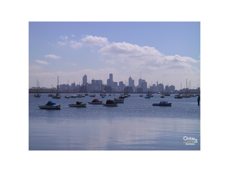 77 Oakbank Street, Newport VIC 3015