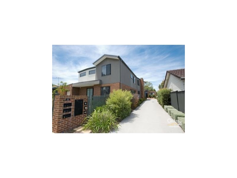 2/84 Florence Street, Williamstown VIC 3016