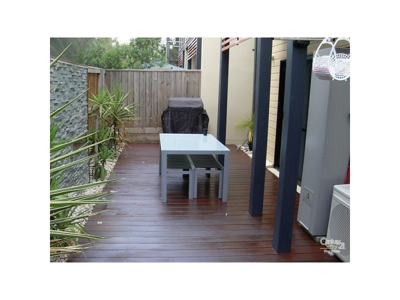 1/132-136 MASON STREET, Newport VIC 3015
