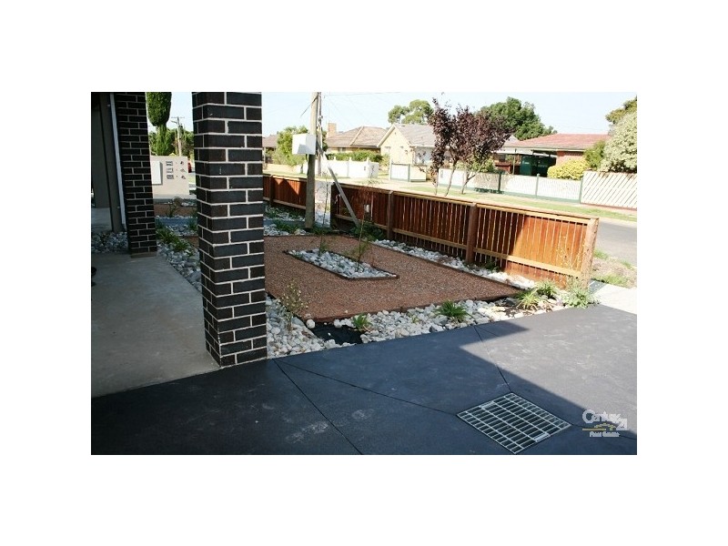 16 Bradley Street, Newport VIC 3015