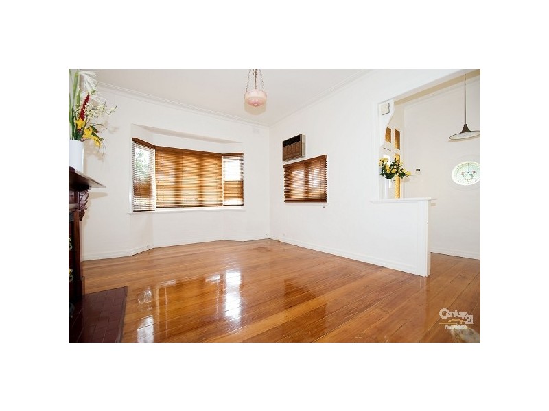 351 Douglas Parade,, Newport VIC 3015