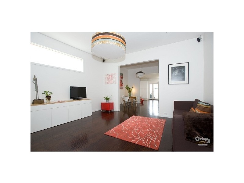 28 Hall Street,, Newport VIC 3015