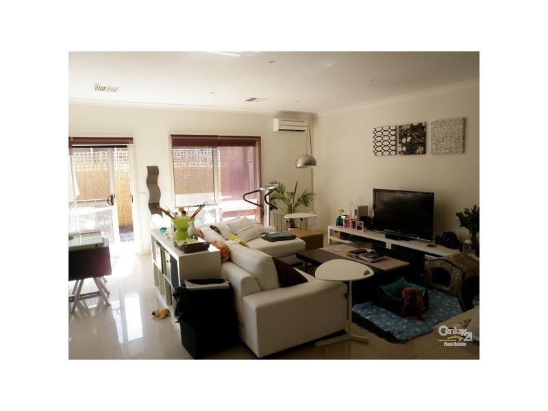 90 STEPHENSON STREET, Newport VIC 3015