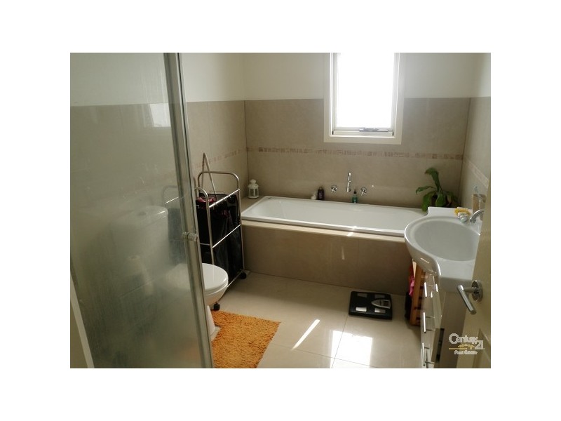 90 STEPHENSON STREET, Newport VIC 3015