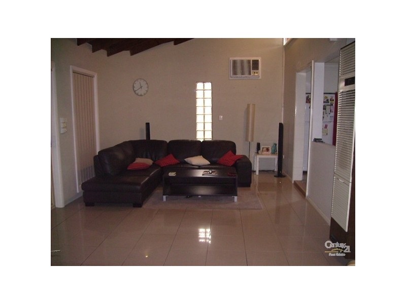 12 MARSH STREET, Altona North VIC 3025