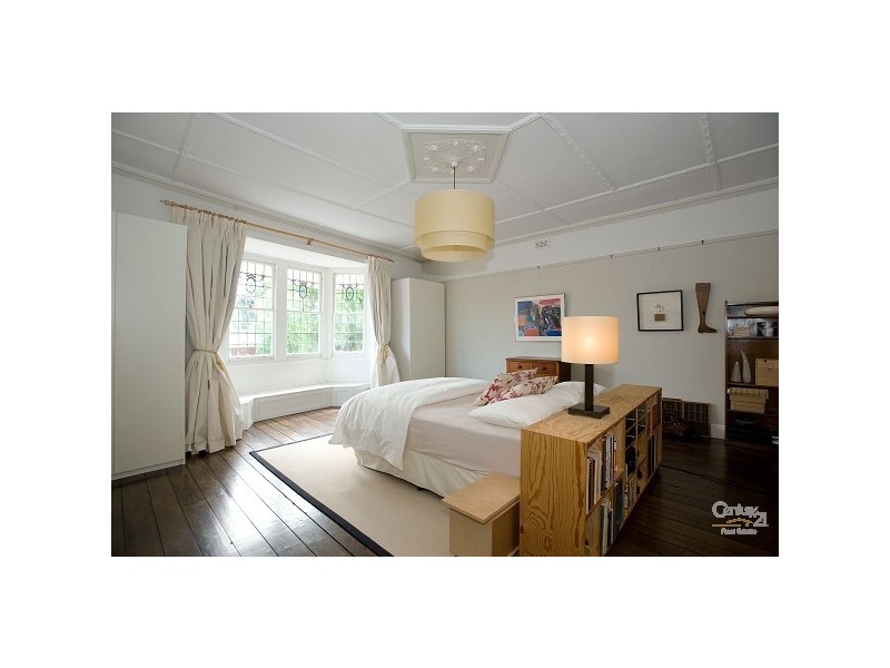 28 Hall Street,, Newport VIC 3015