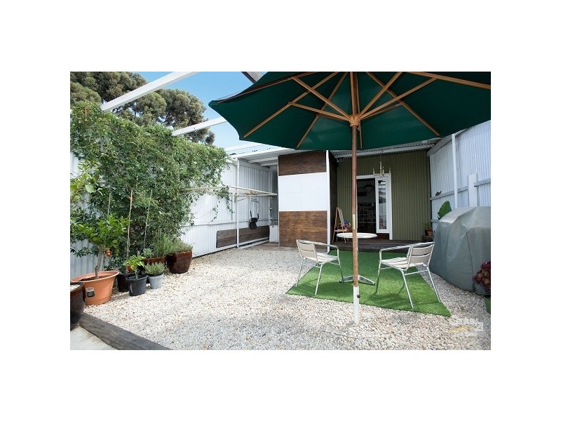 28 Hall Street,, Newport VIC 3015