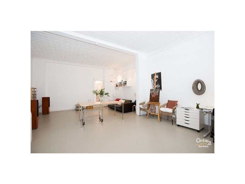 28 Hall Street,, Newport VIC 3015