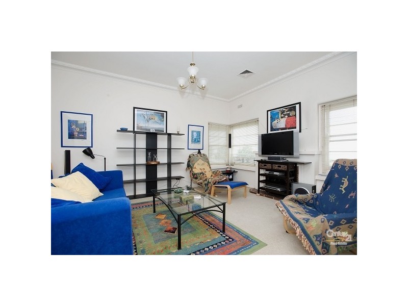 2/106 ESPLANADE, Williamstown VIC 3016