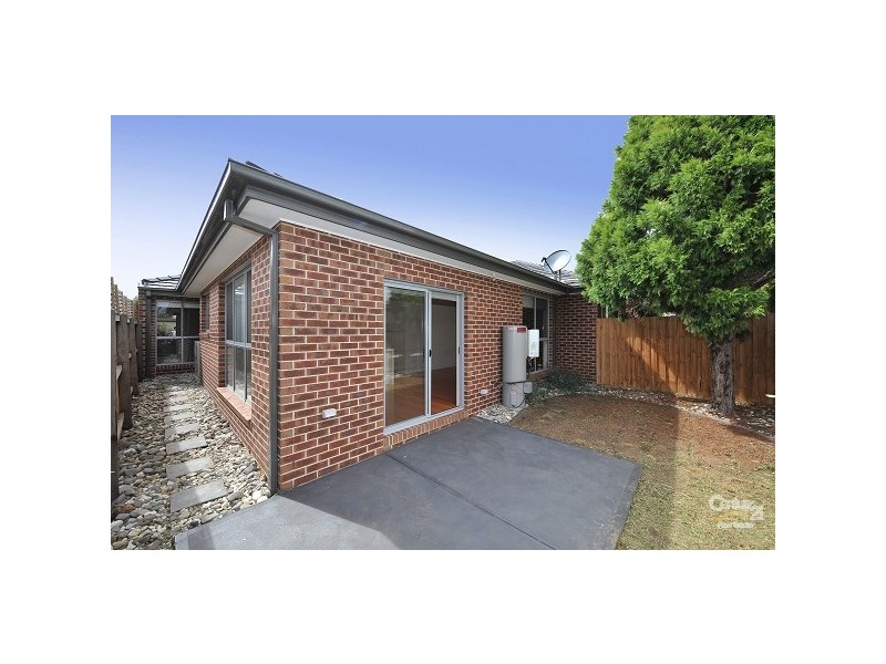4/31 Clyde Street, Newport VIC 3015