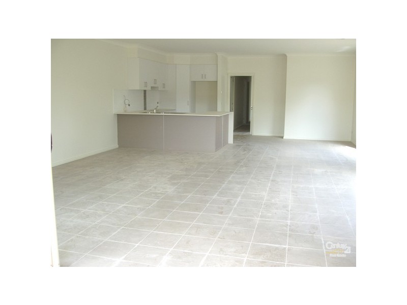 25 Corrigan Avenue, Brooklyn VIC 3012